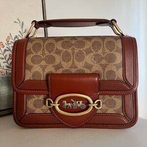 Coach Hero Shoulder Bag In Signature Canvas